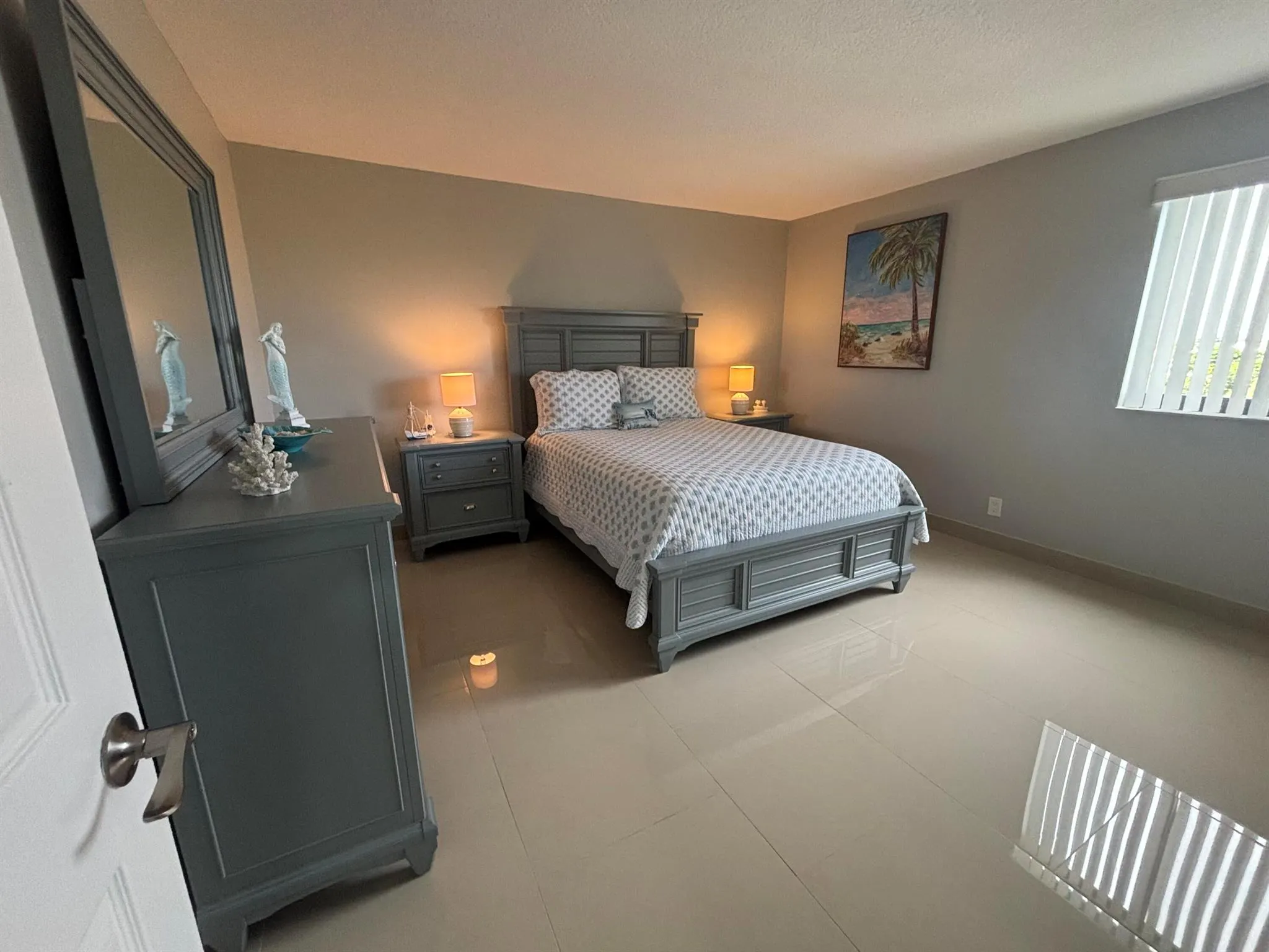 1202 S Lake Drive, #501