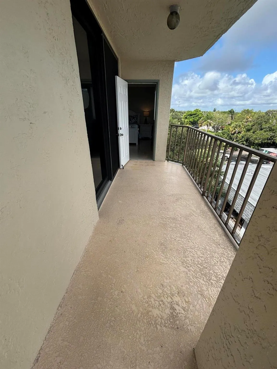 1202 S Lake Drive, #501