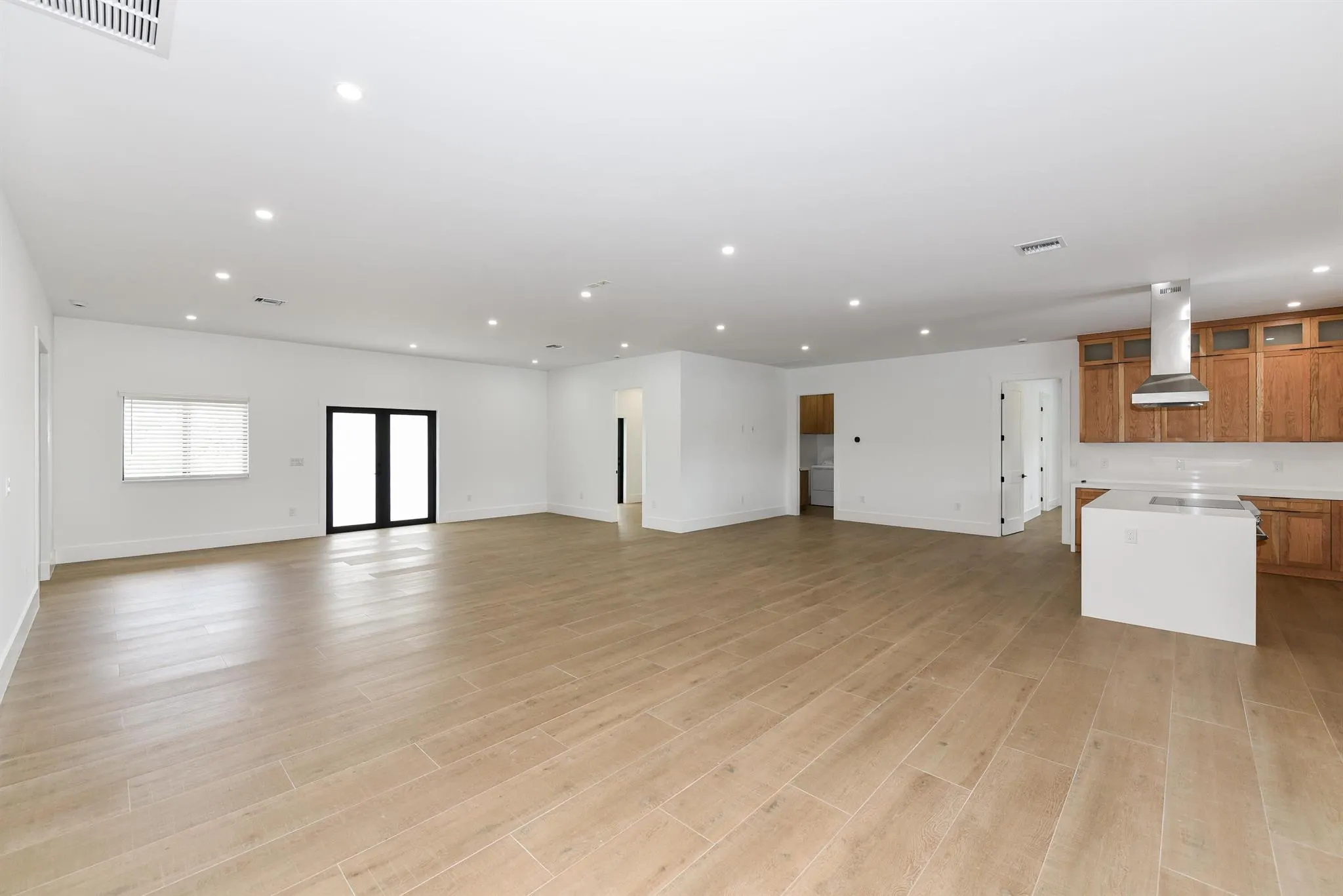 11145 68th Street N