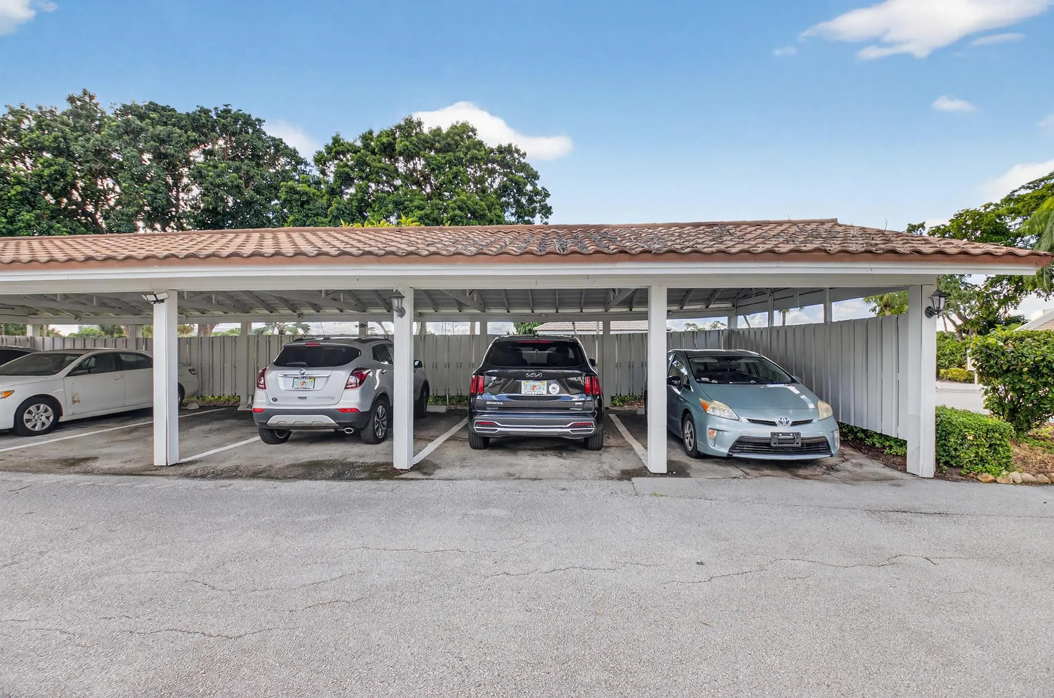701 Bridgewood Drive
