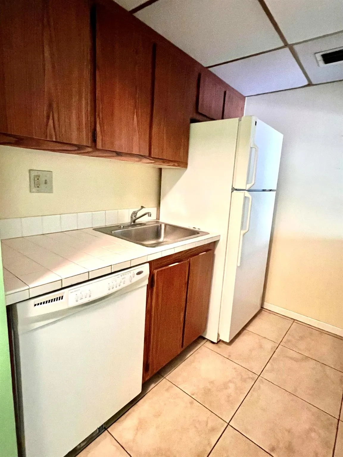 2000 N Congress Avenue, #206