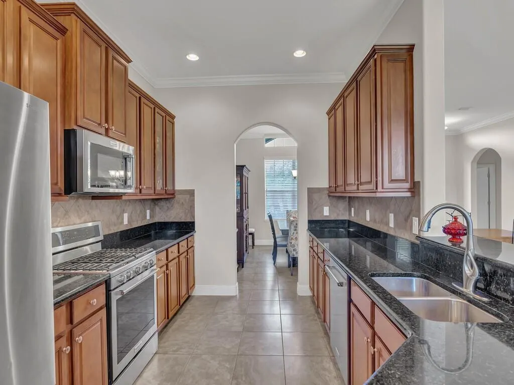 1340 S Village Square