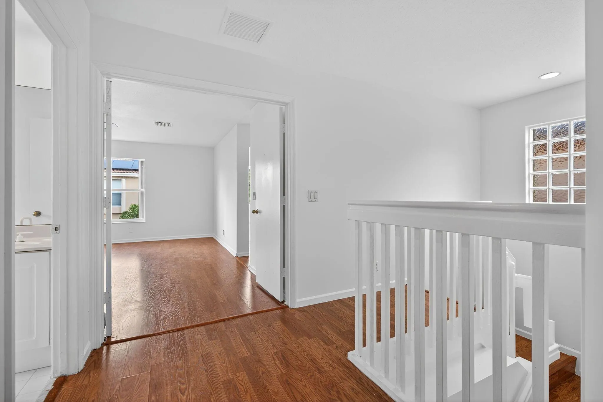 4083 Lake Tahoe Circle