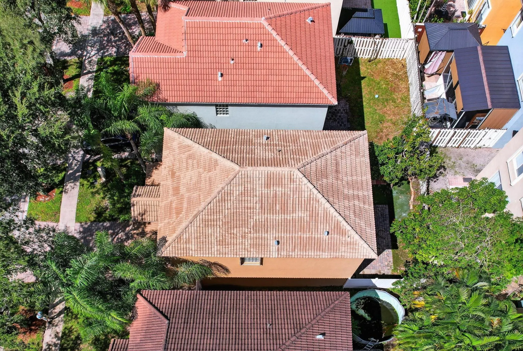 4083 Lake Tahoe Circle