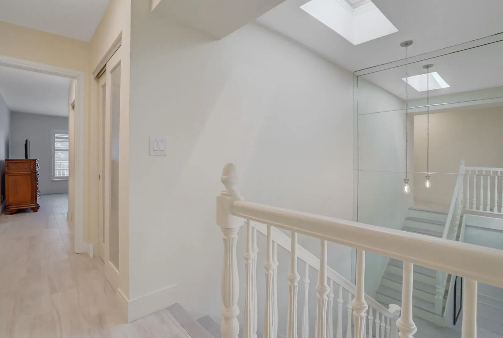 584 SE 20th Avenue, #2