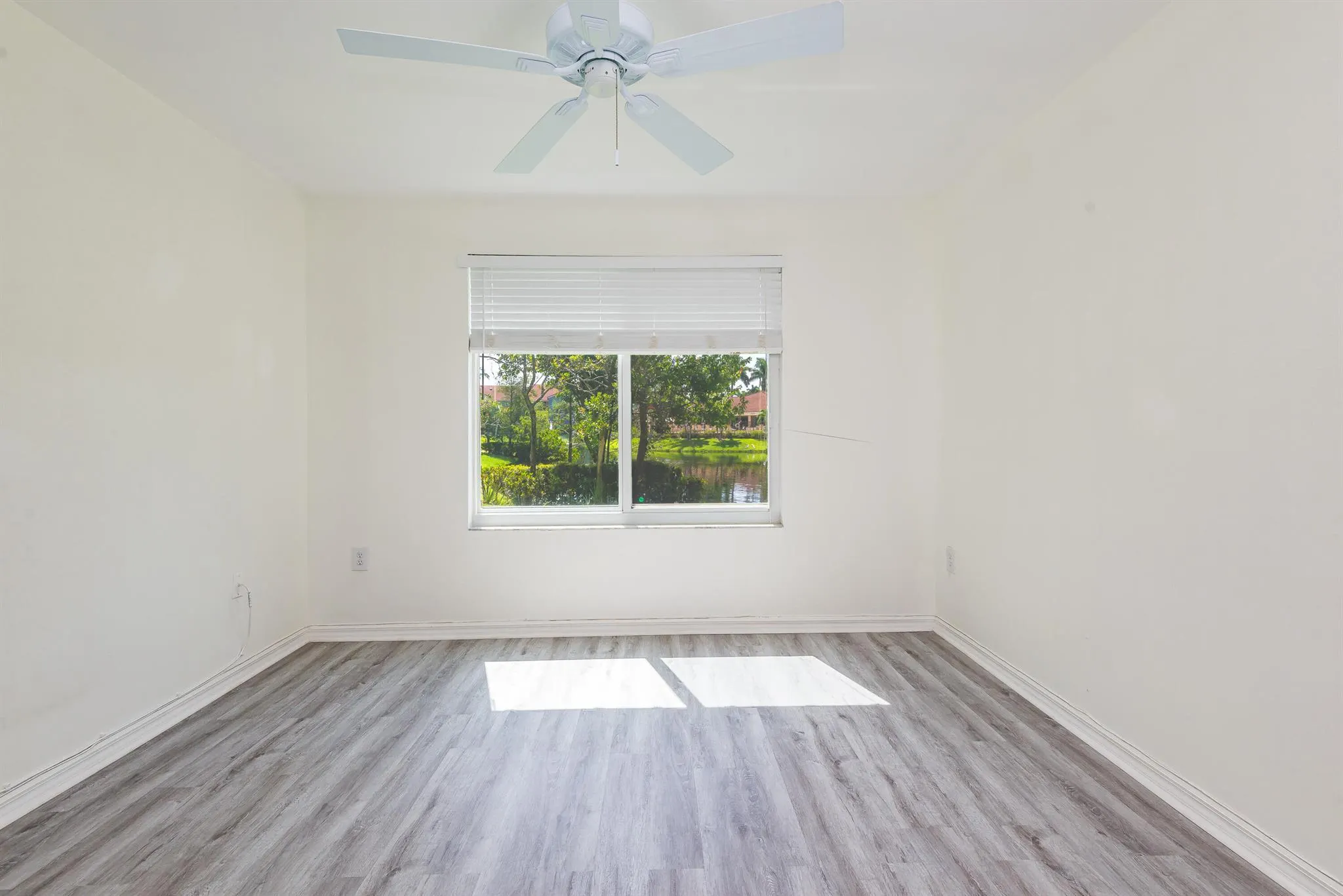 602 Villa Circle