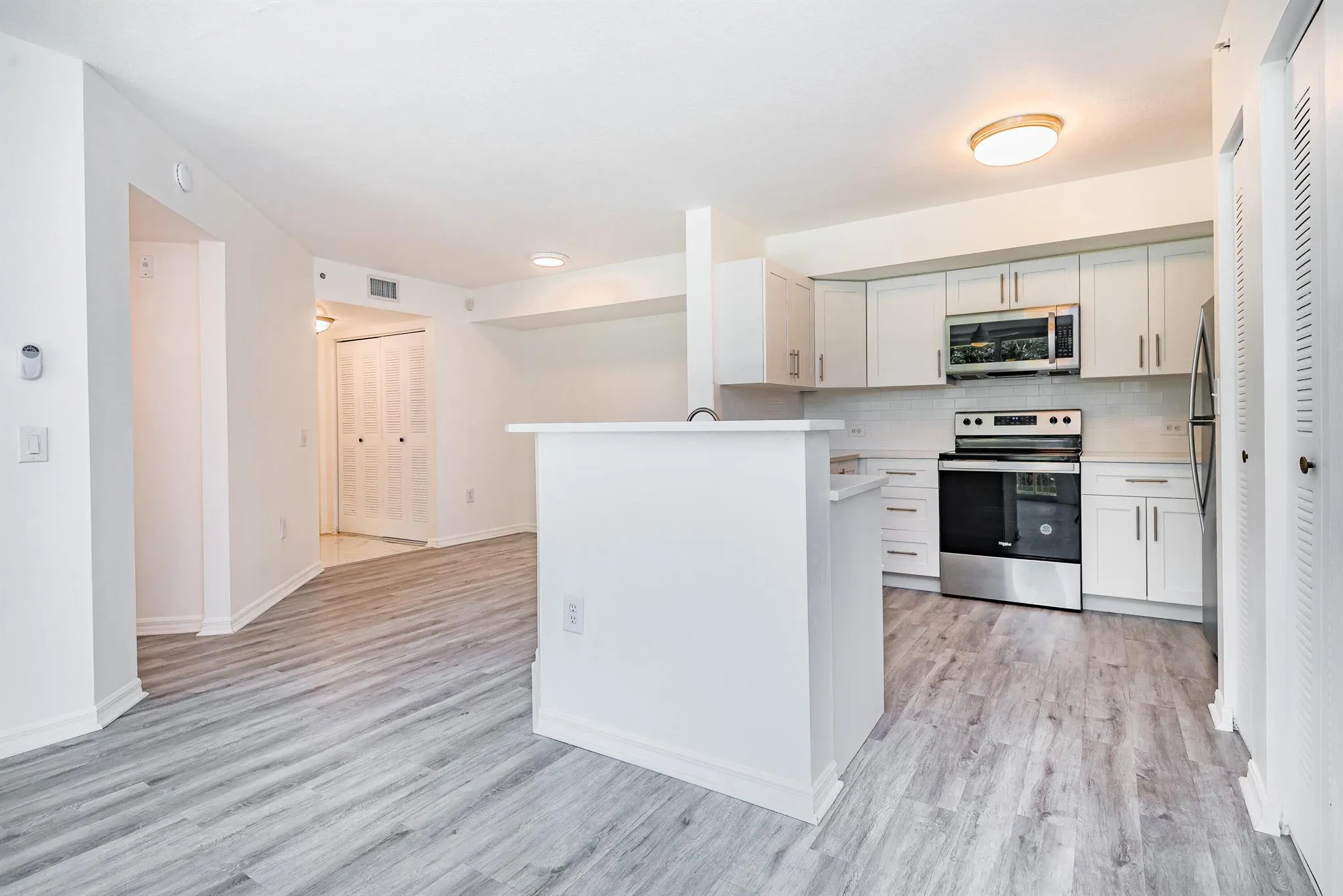 602 Villa Circle