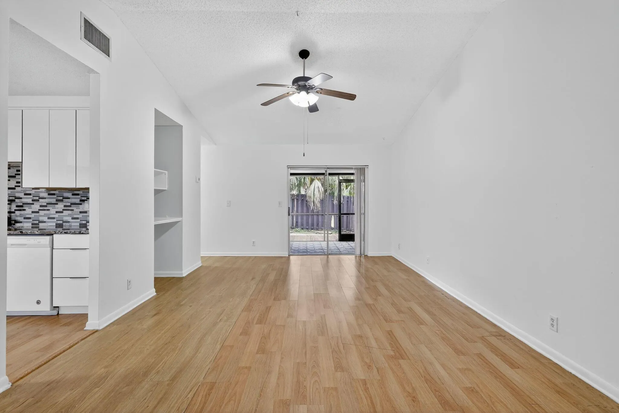 5668 Waltham Way