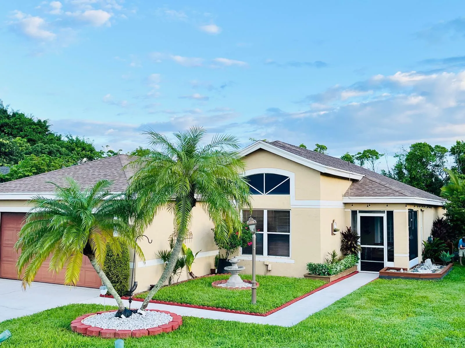 6817 Barnwell Drive