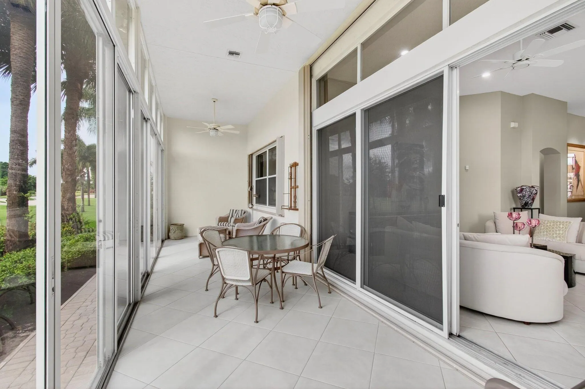 6886 Swansea Lane