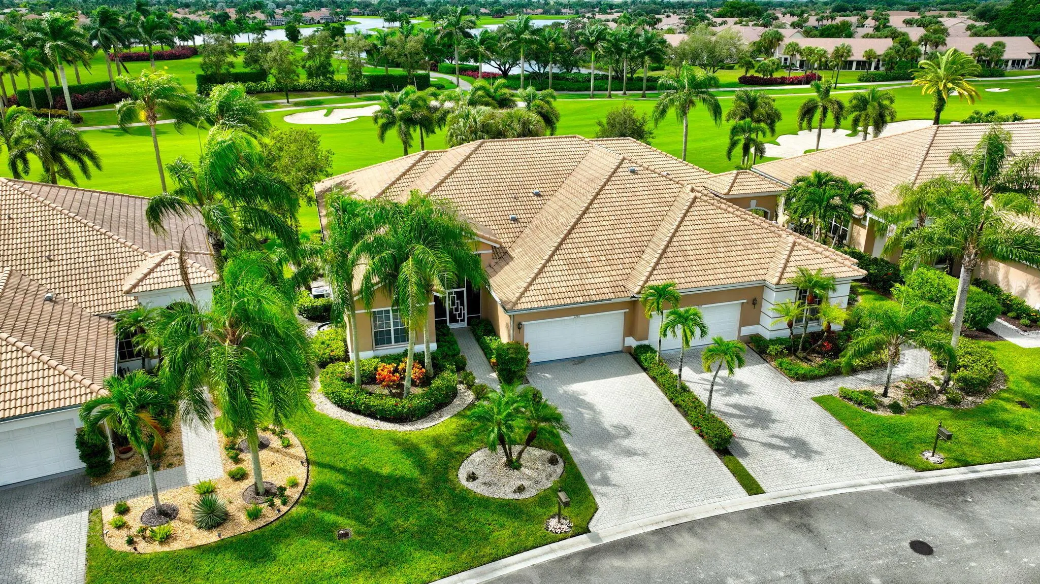 6886 Swansea Lane