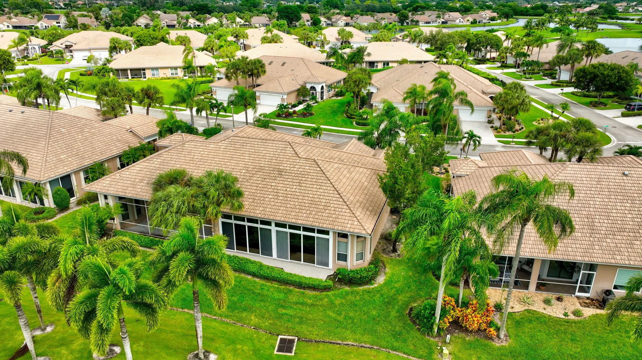 6886 Swansea Lane