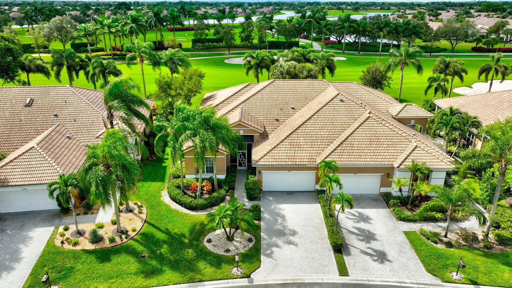 6886 Swansea Lane
