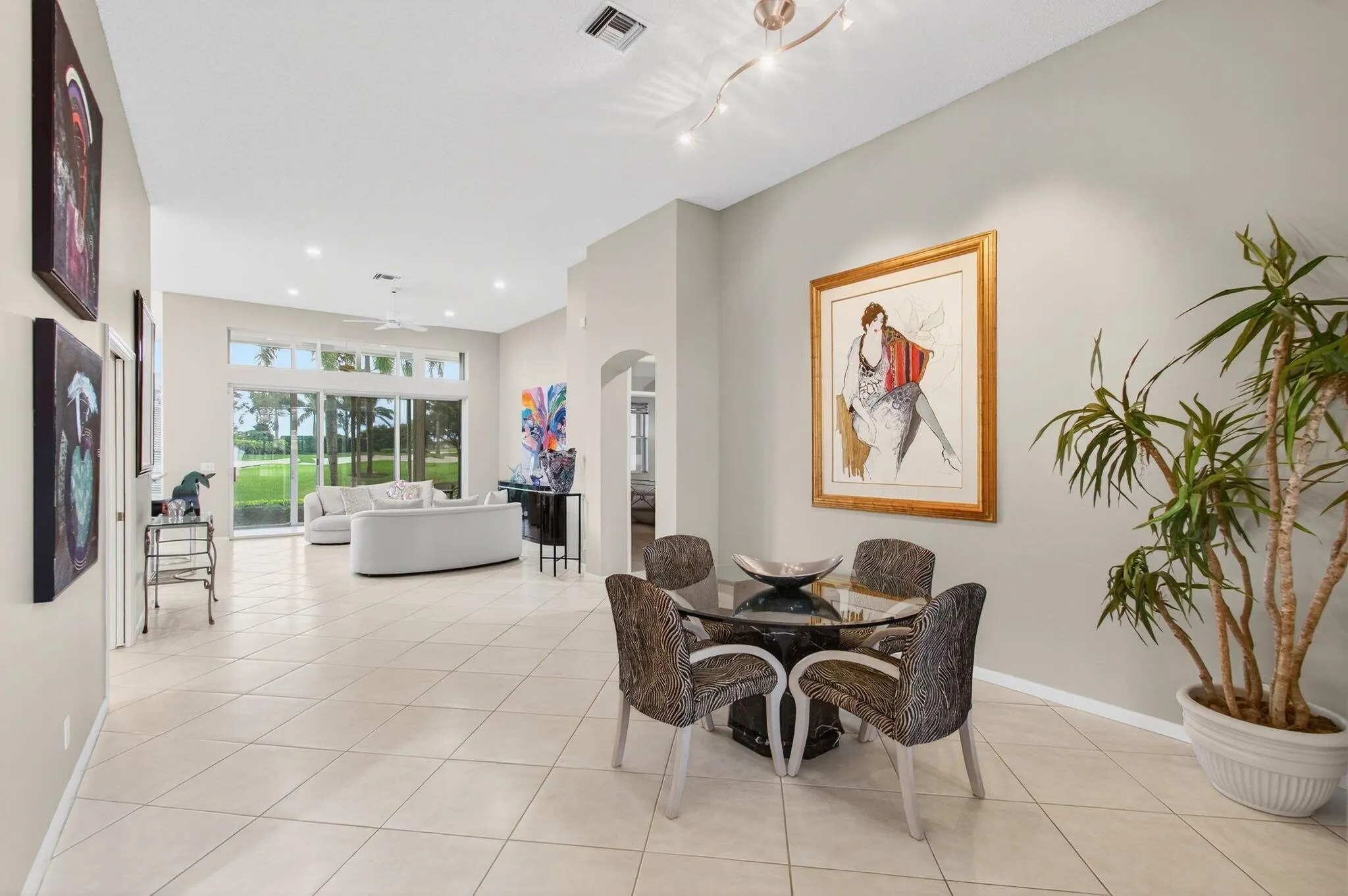 6886 Swansea Lane