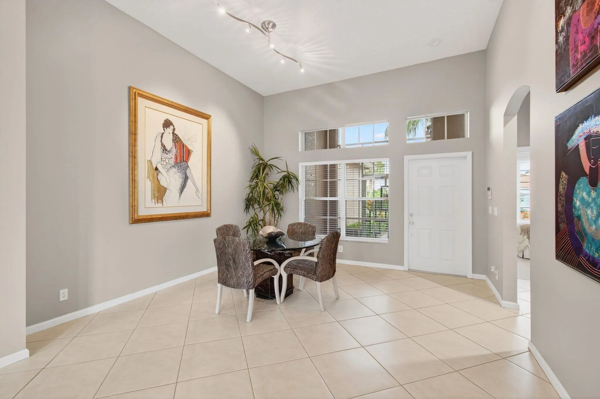 6886 Swansea Lane