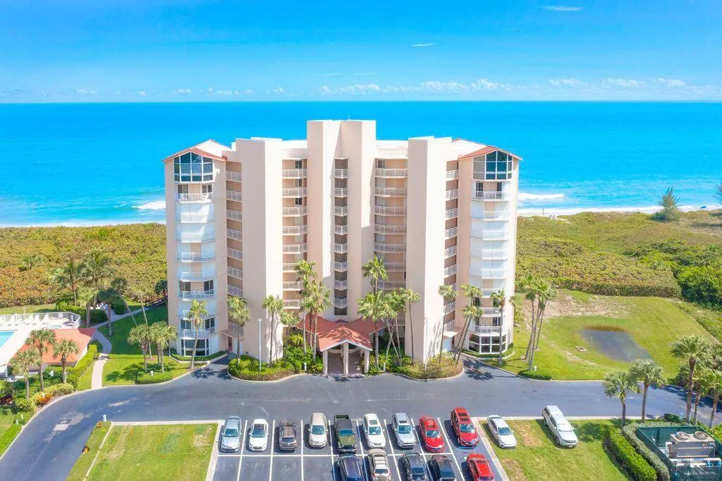 3870 N Highway A1a, #906