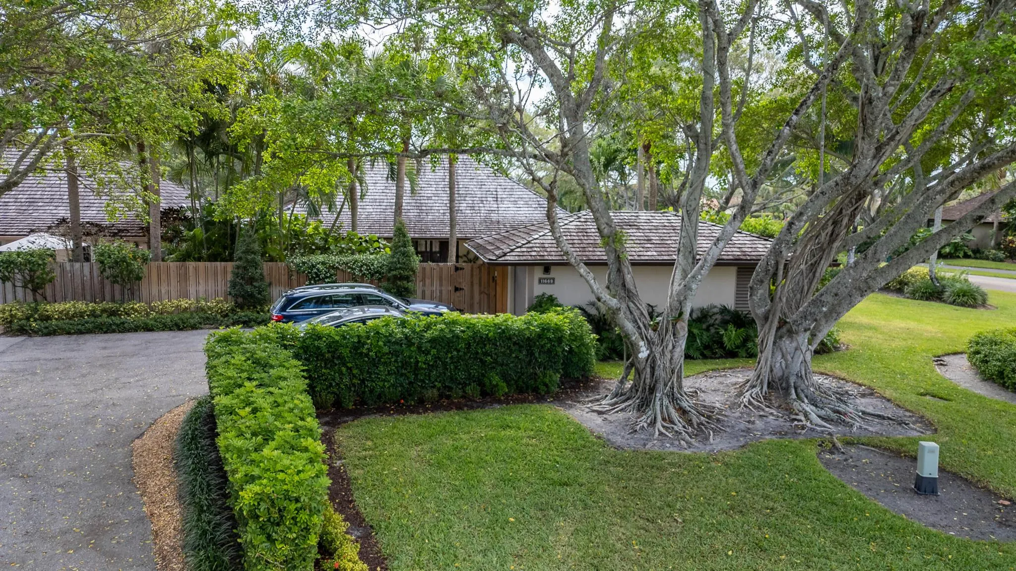 11669 Wimbledon Circle