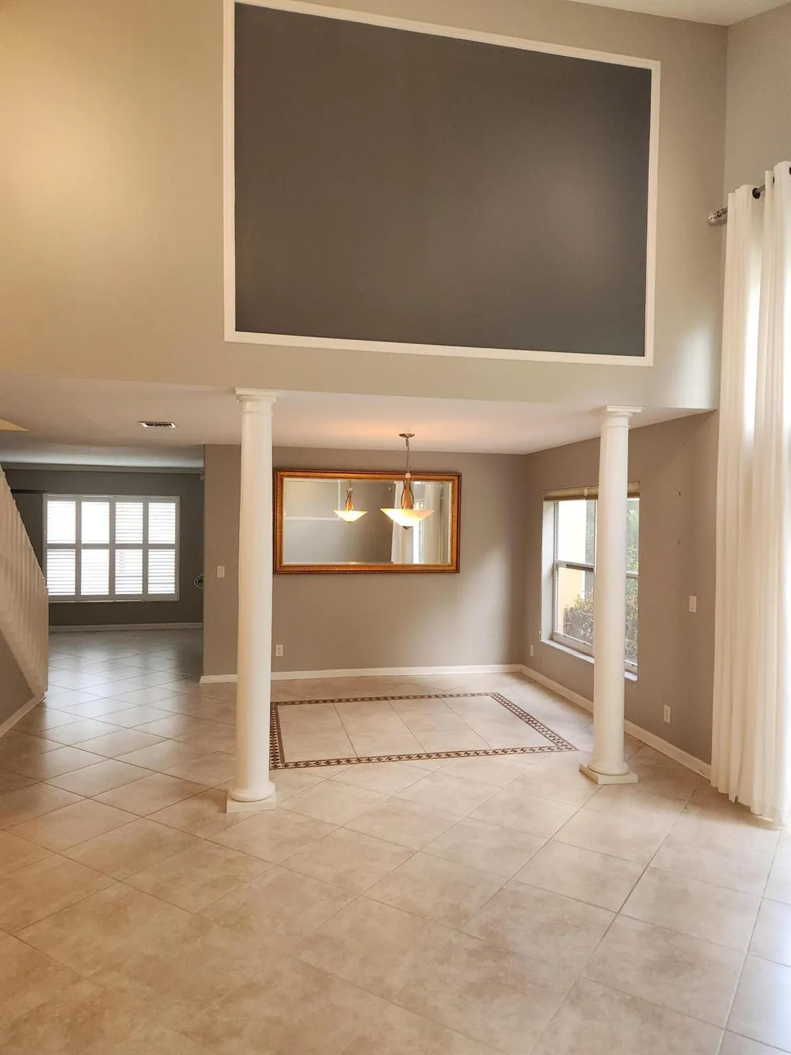 5242 Victoria Circle