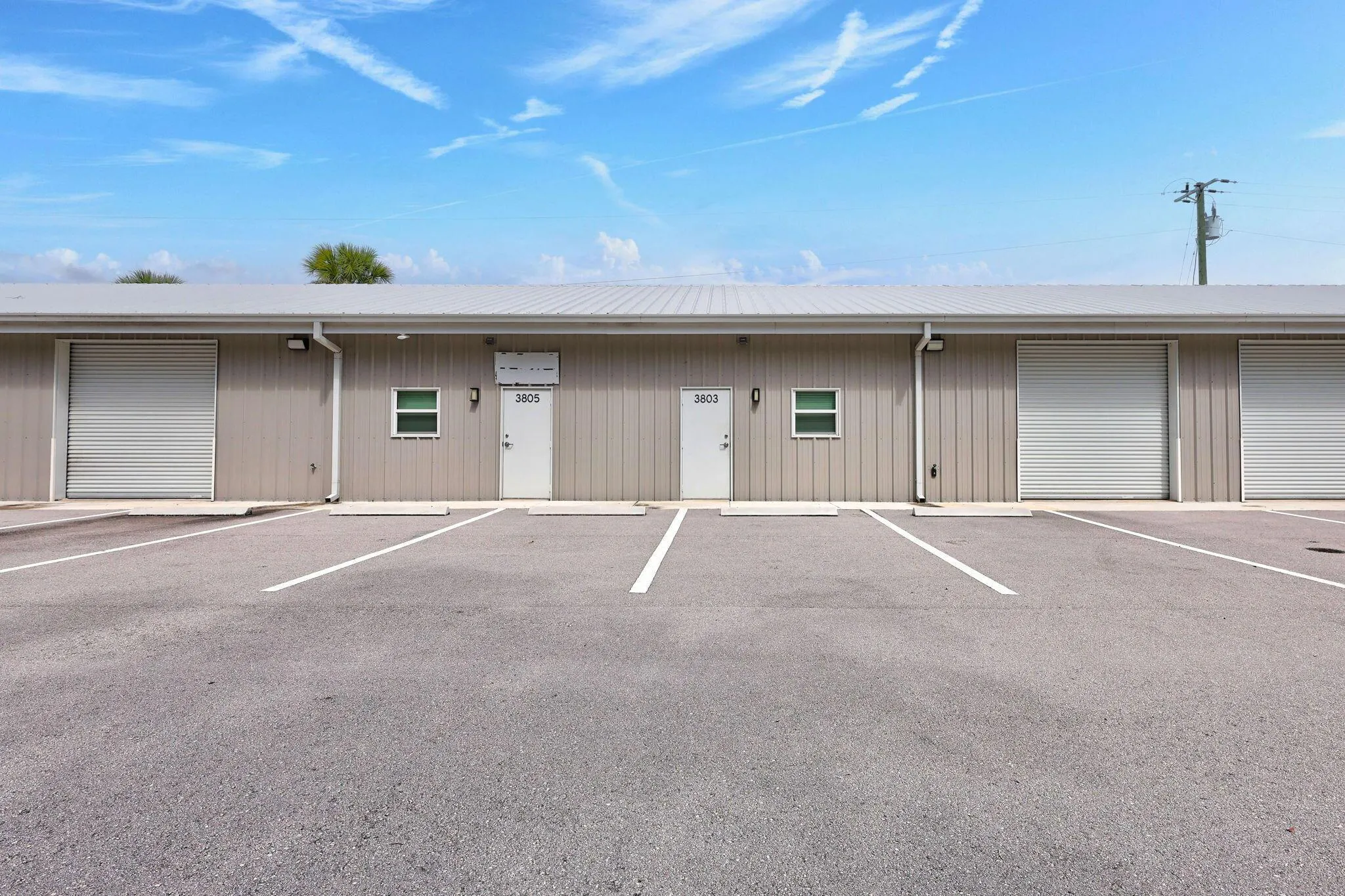 3801 Oleander Avenue, #3803