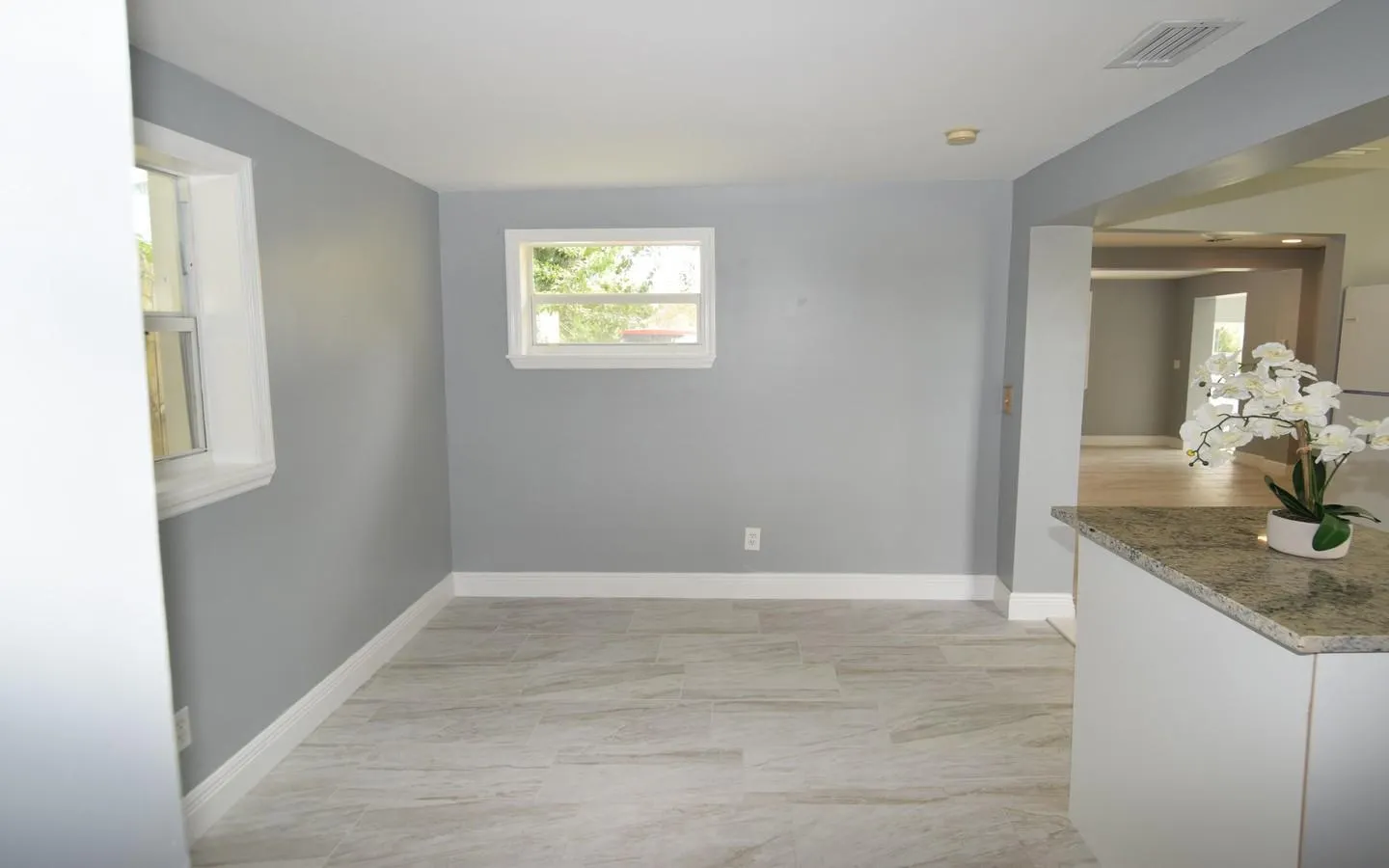 976 SW 34th Terrace