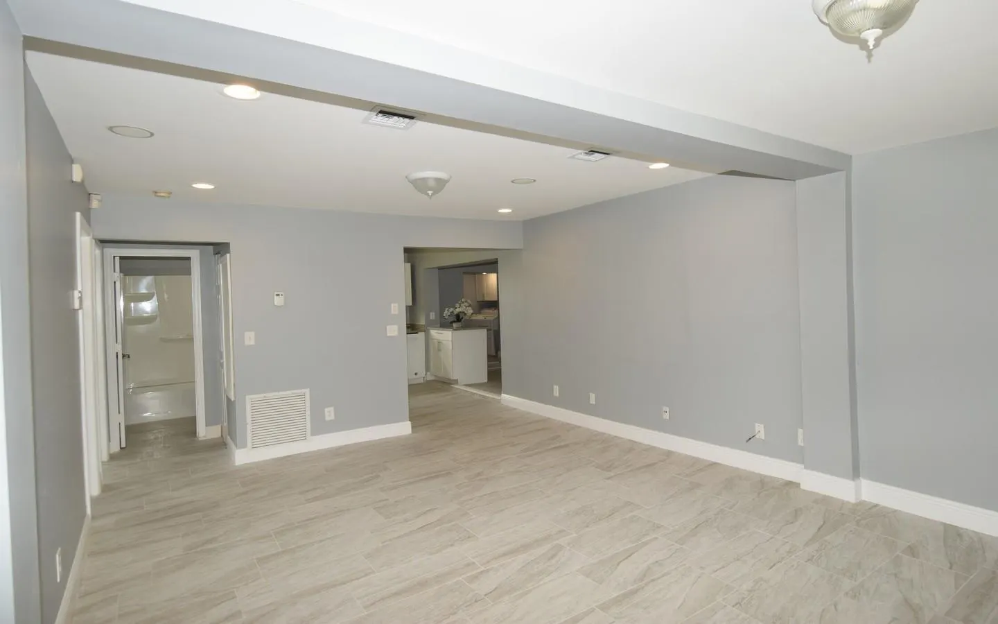 976 SW 34th Terrace