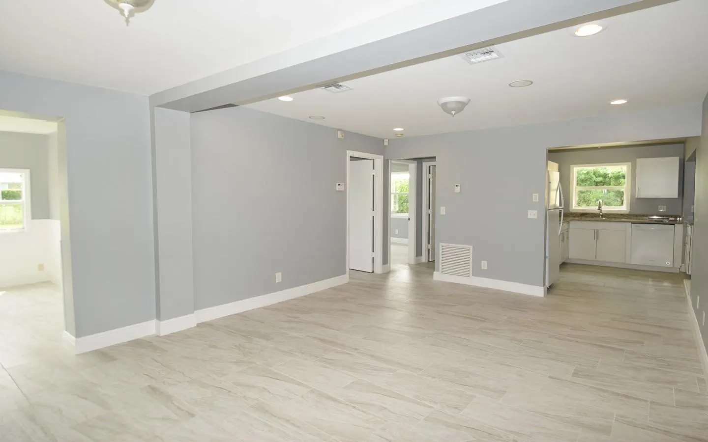976 SW 34th Terrace
