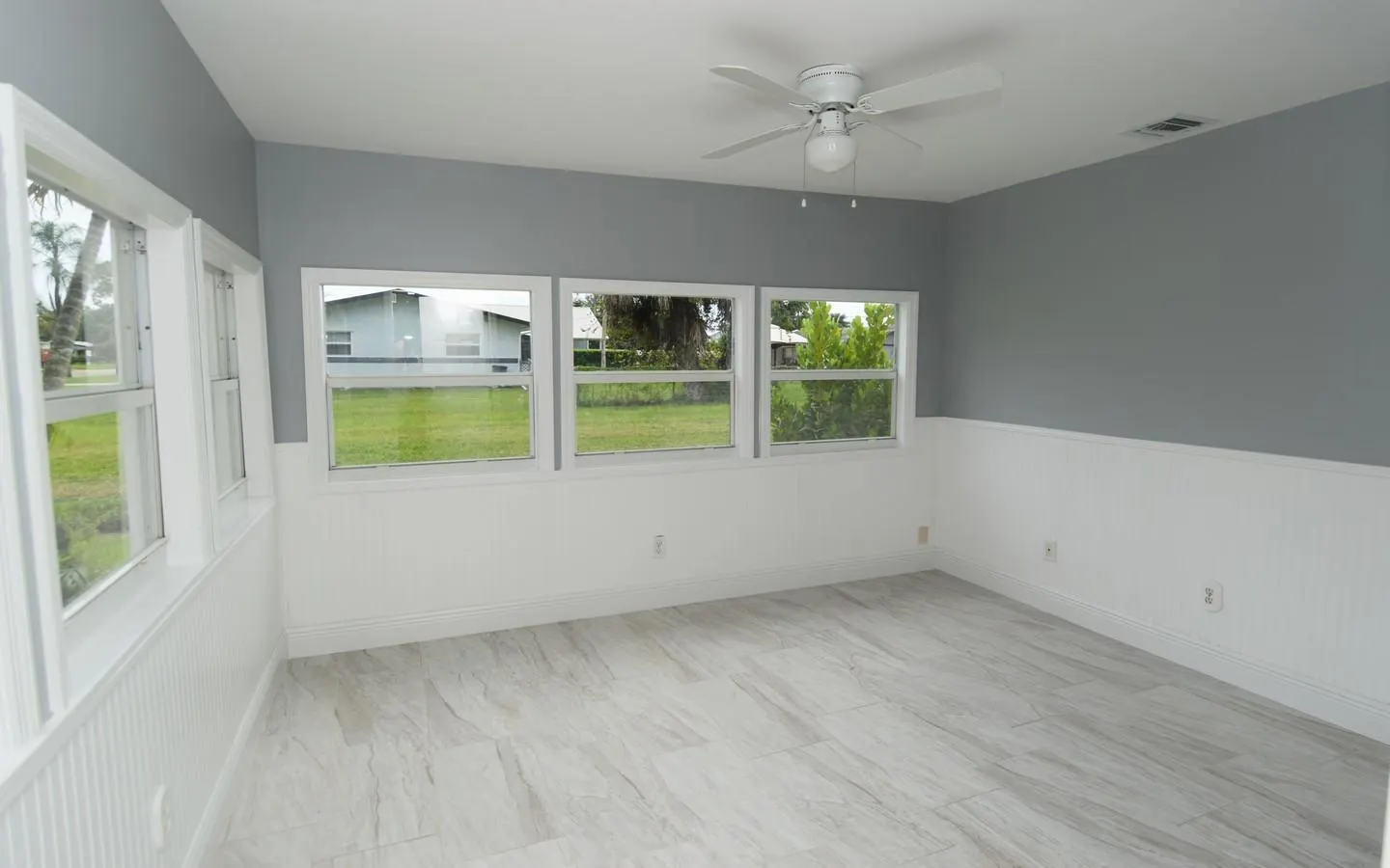976 SW 34th Terrace