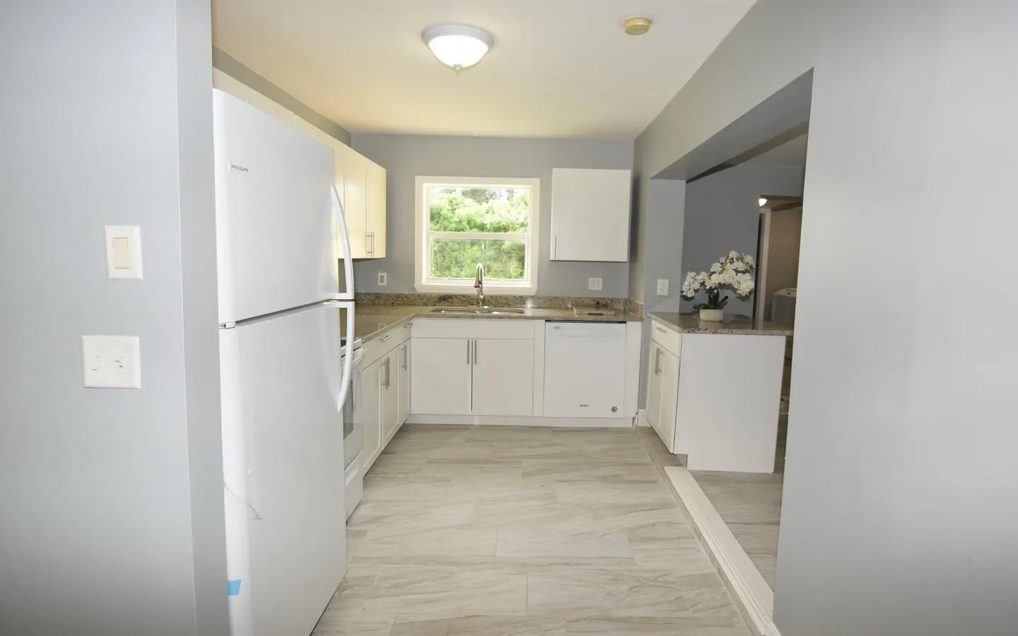 976 SW 34th Terrace