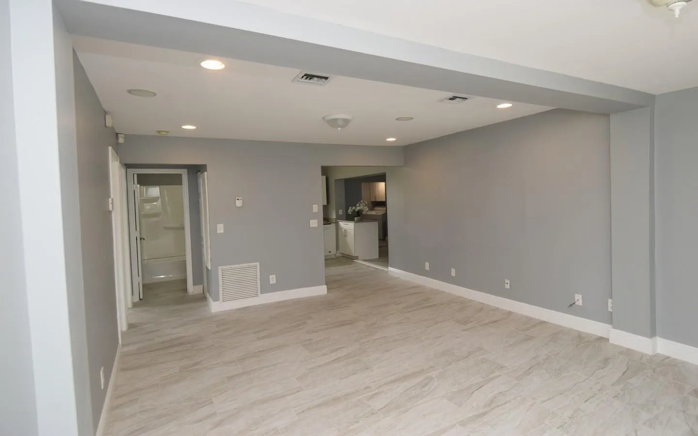 976 SW 34th Terrace