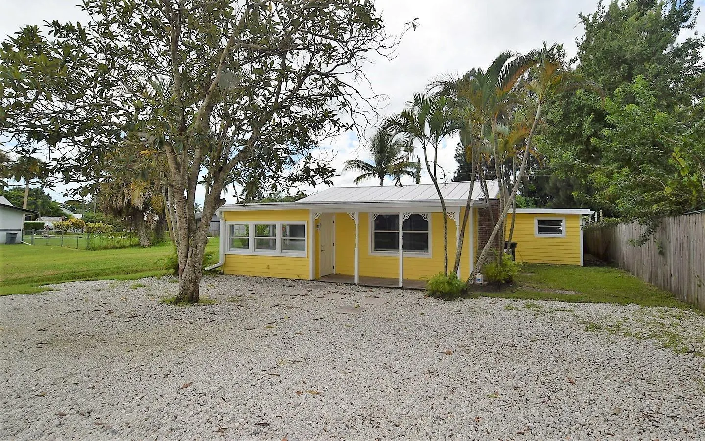 976 SW 34th Terrace