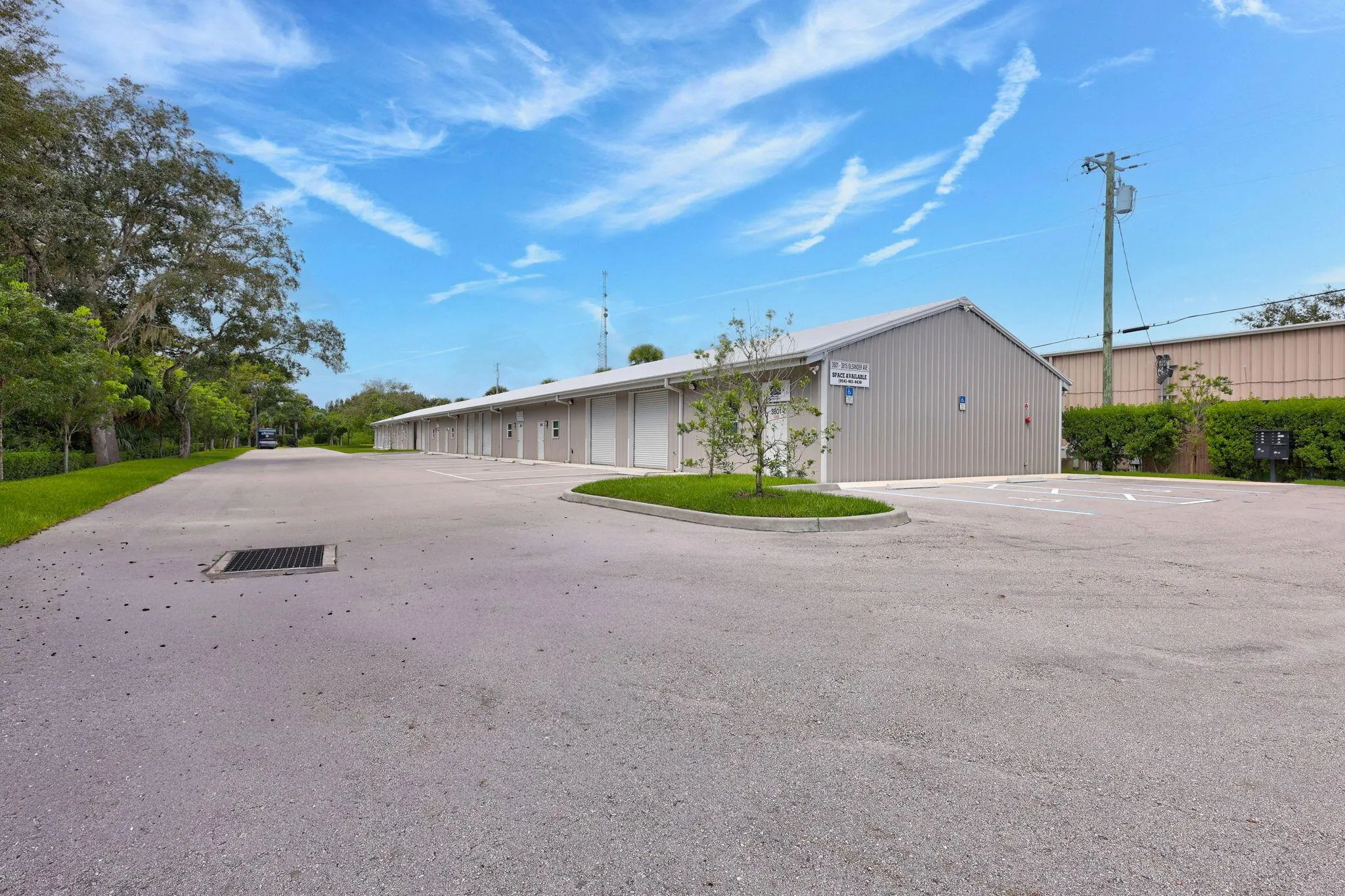 3801 Oleander Avenue, #3807