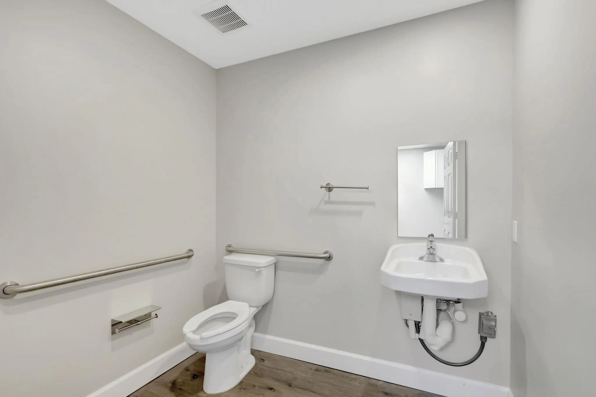 3801 Oleander Avenue, #3807