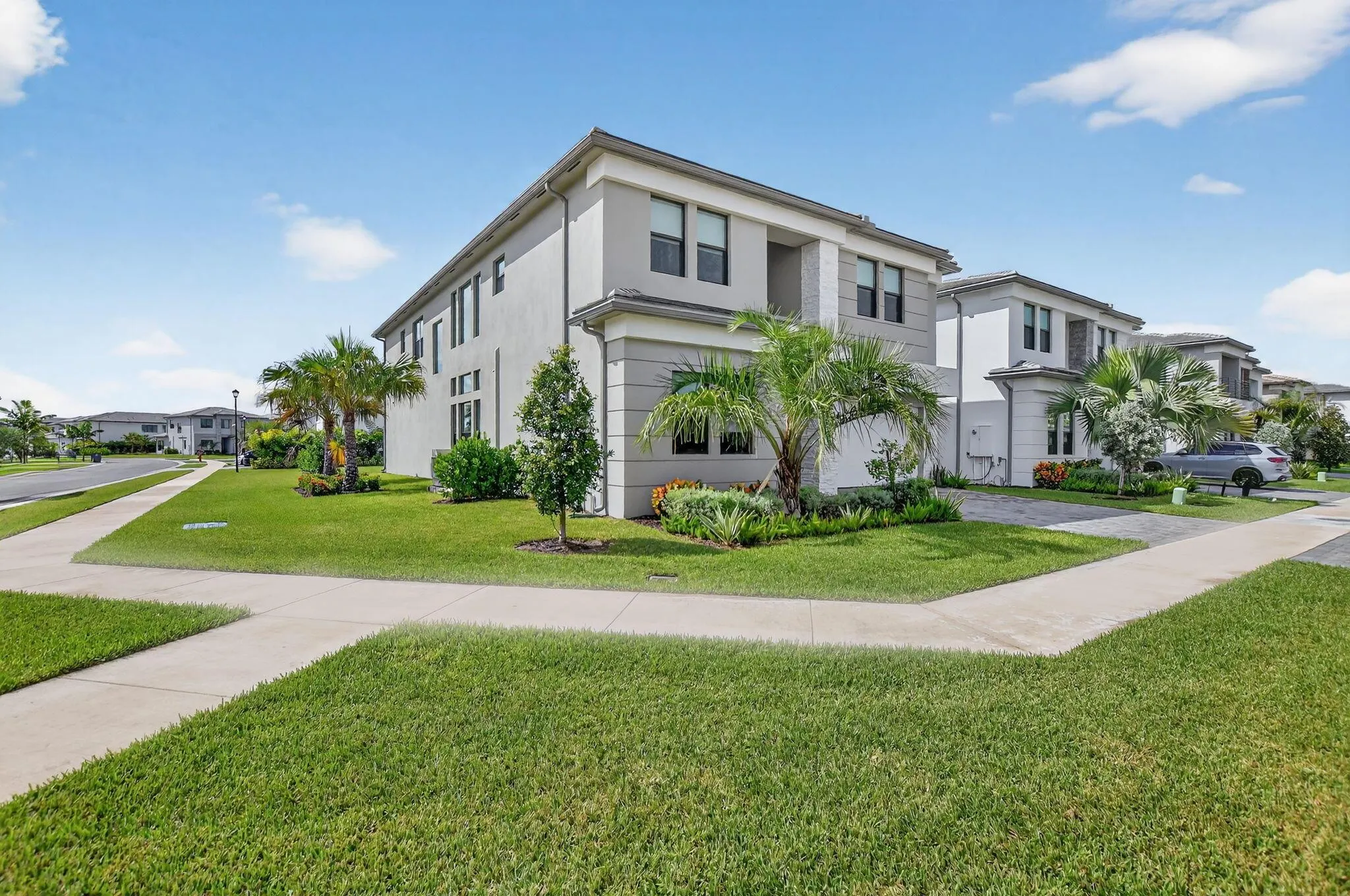 8284 Royal County Down Road