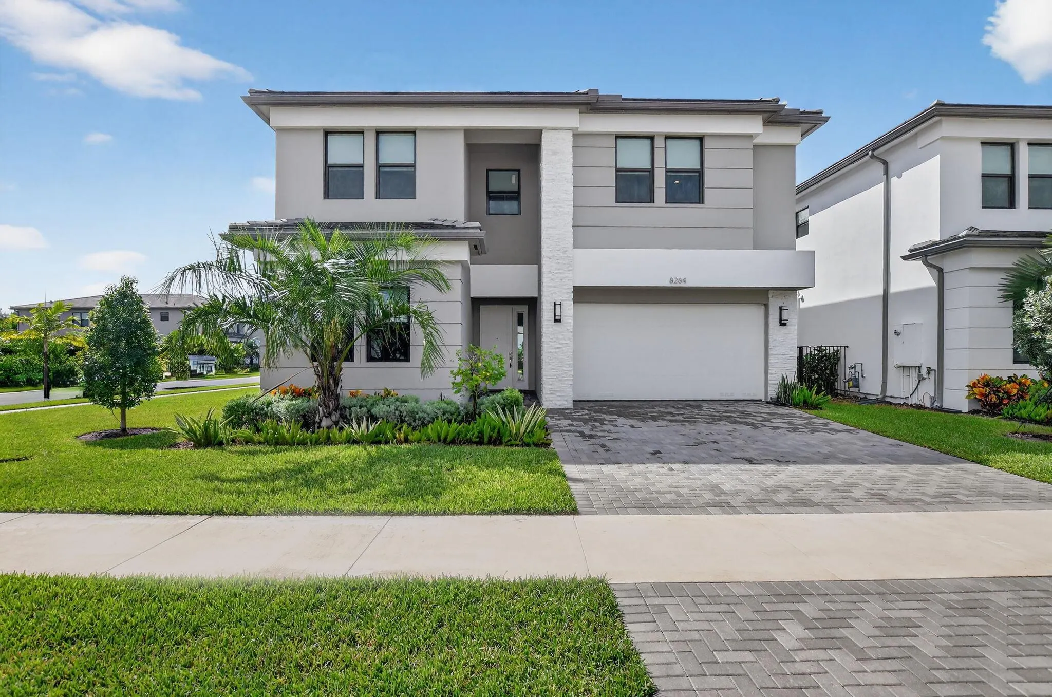 8284 Royal County Down Road