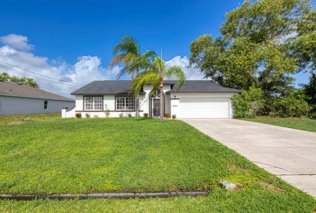 2400 SE Charleston Drive
