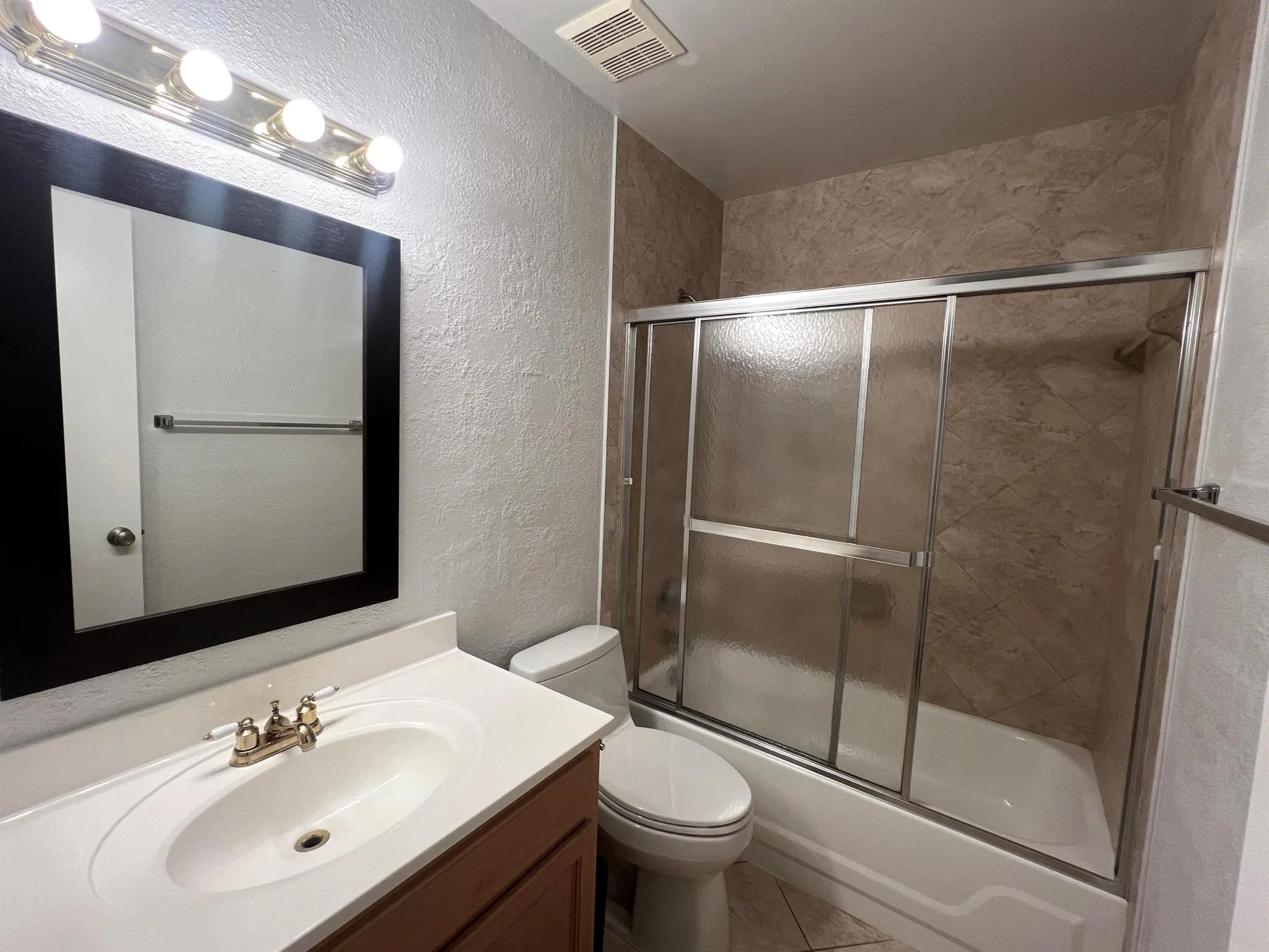 3402 Gardens East Drive, #18b