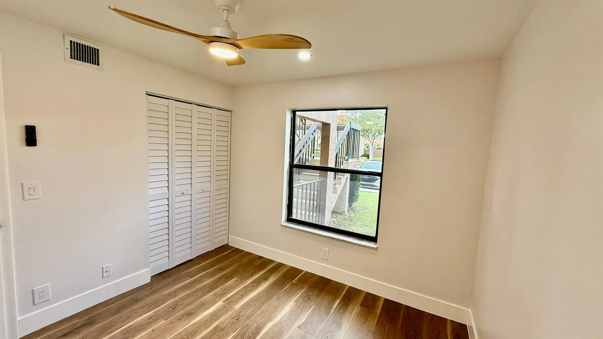 21905 Lake Forest Circle, #101