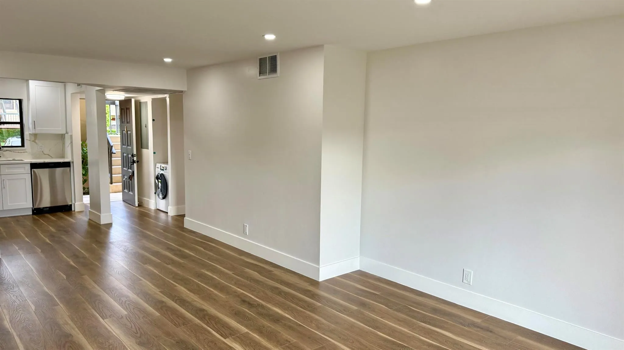 21905 Lake Forest Circle, #101
