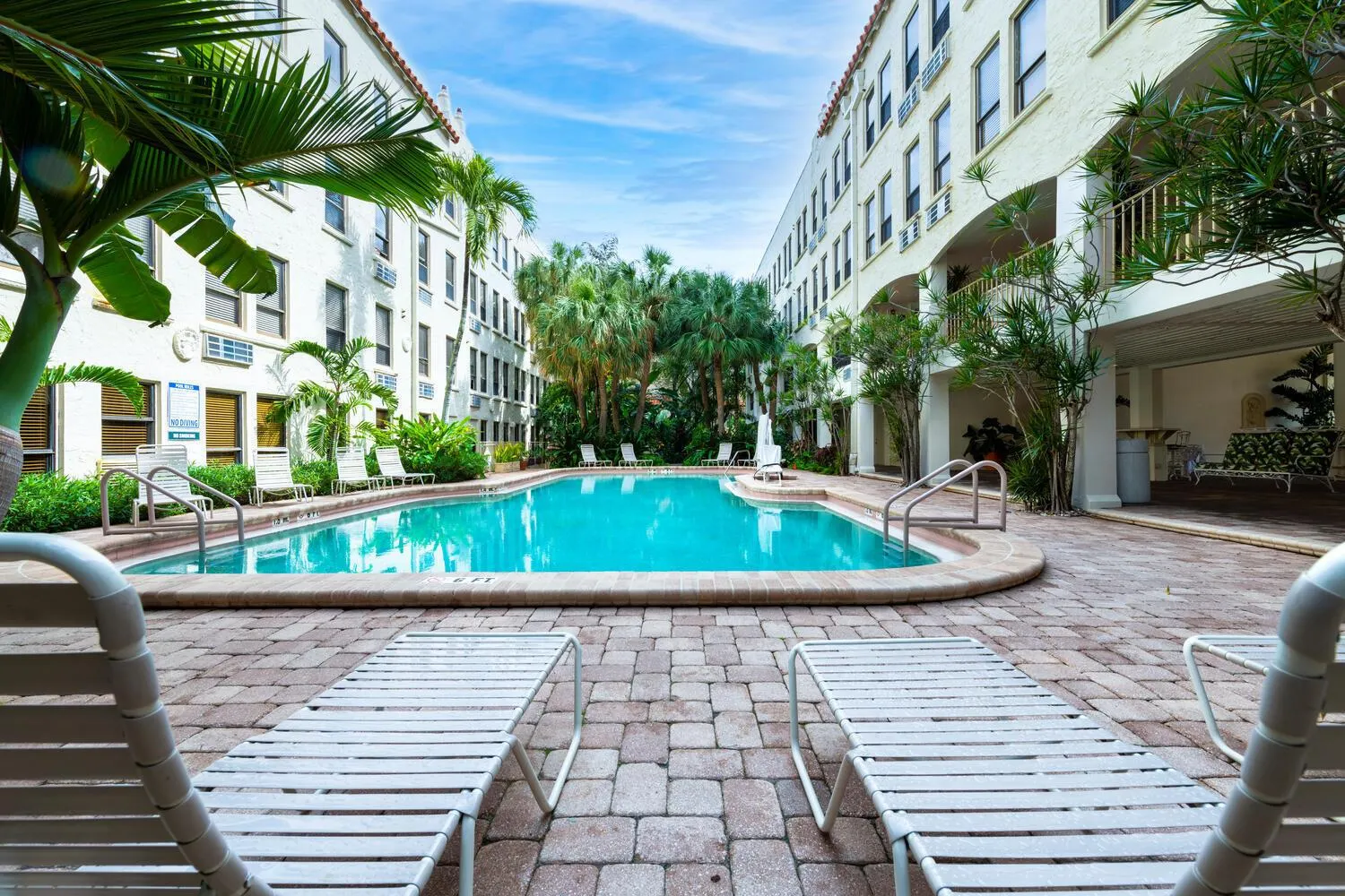 235 Sunrise Avenue, #2259