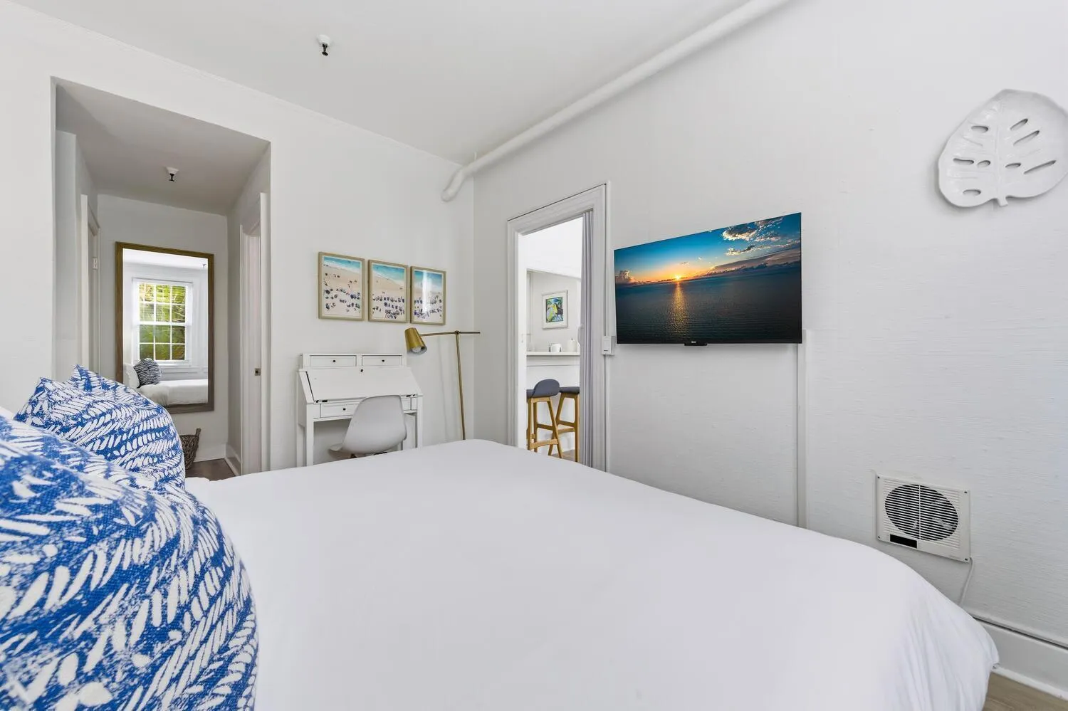 235 Sunrise Avenue, #2259