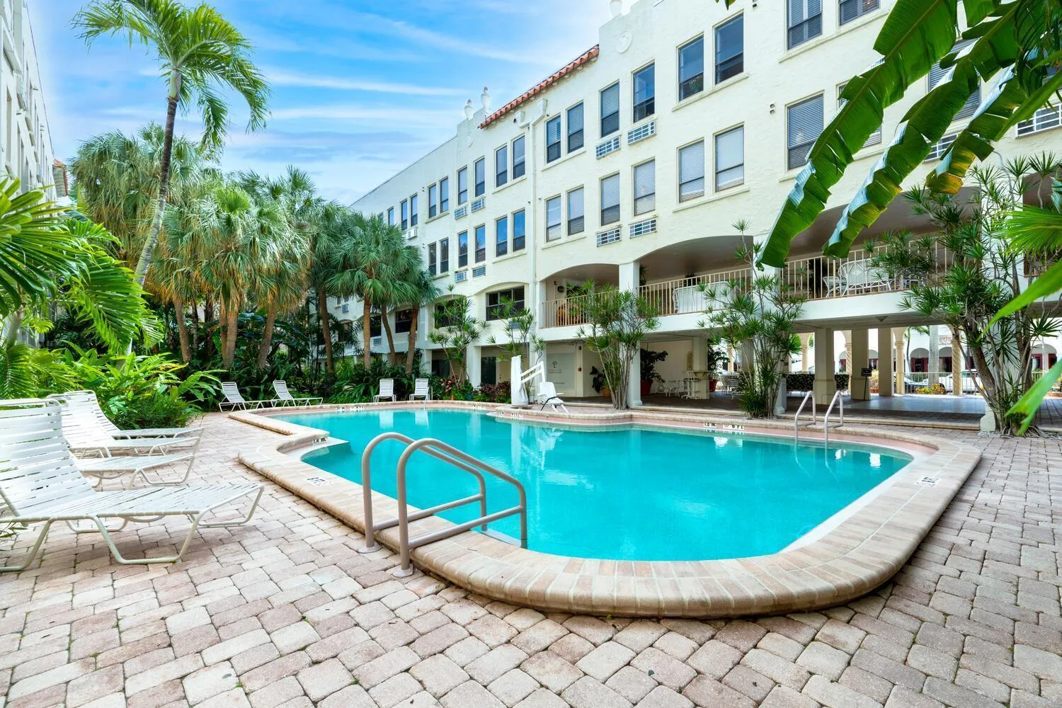 235 Sunrise Avenue, #2259