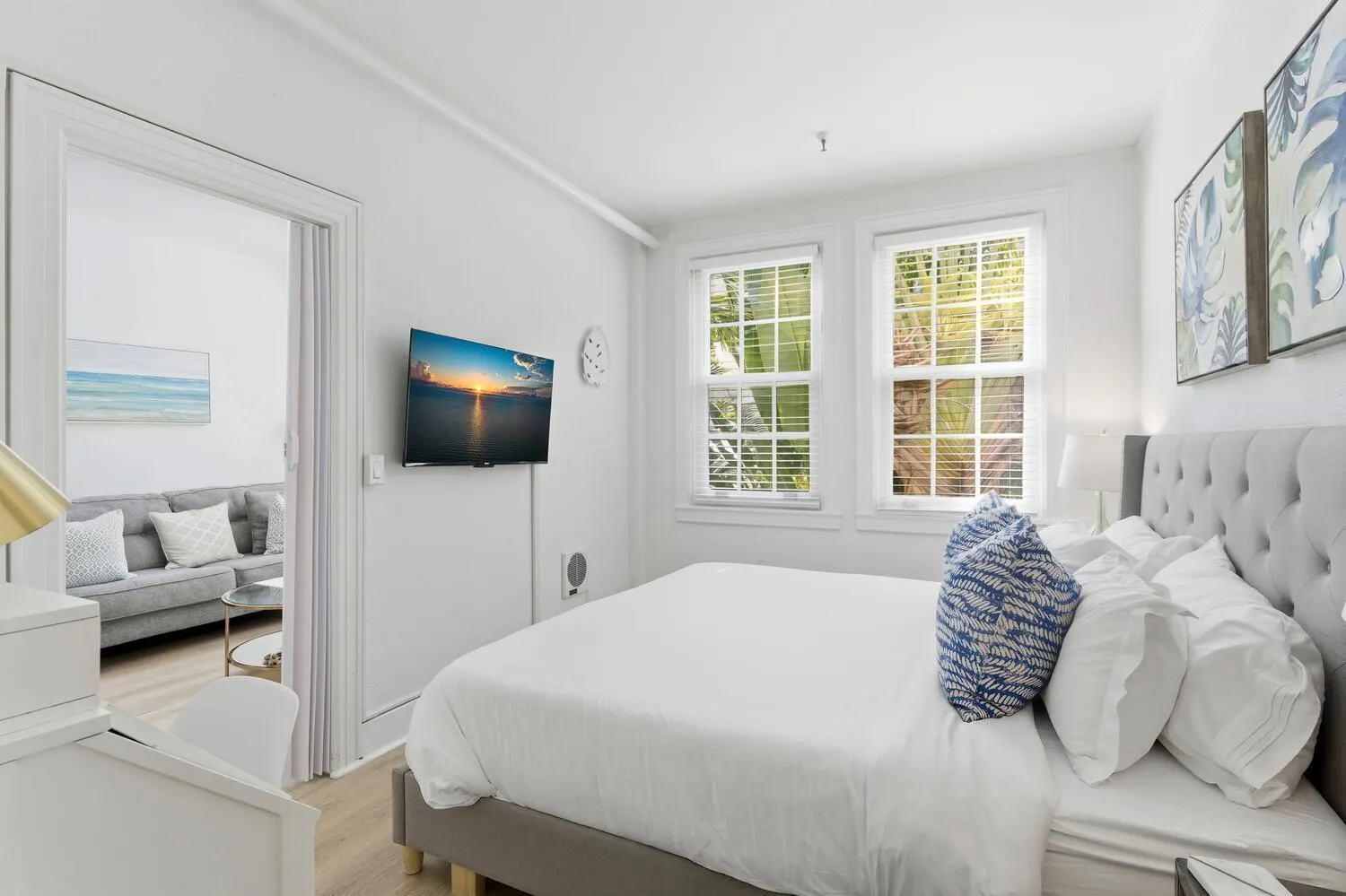 235 Sunrise Avenue, #2259
