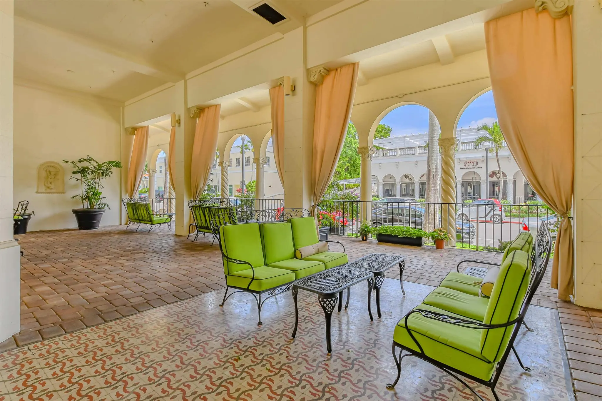 235 Sunrise Avenue, #2259