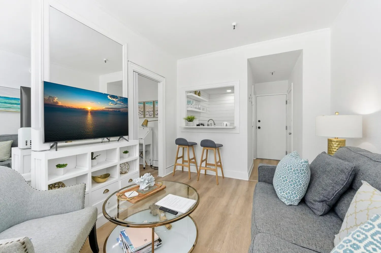 235 Sunrise Avenue, #2259
