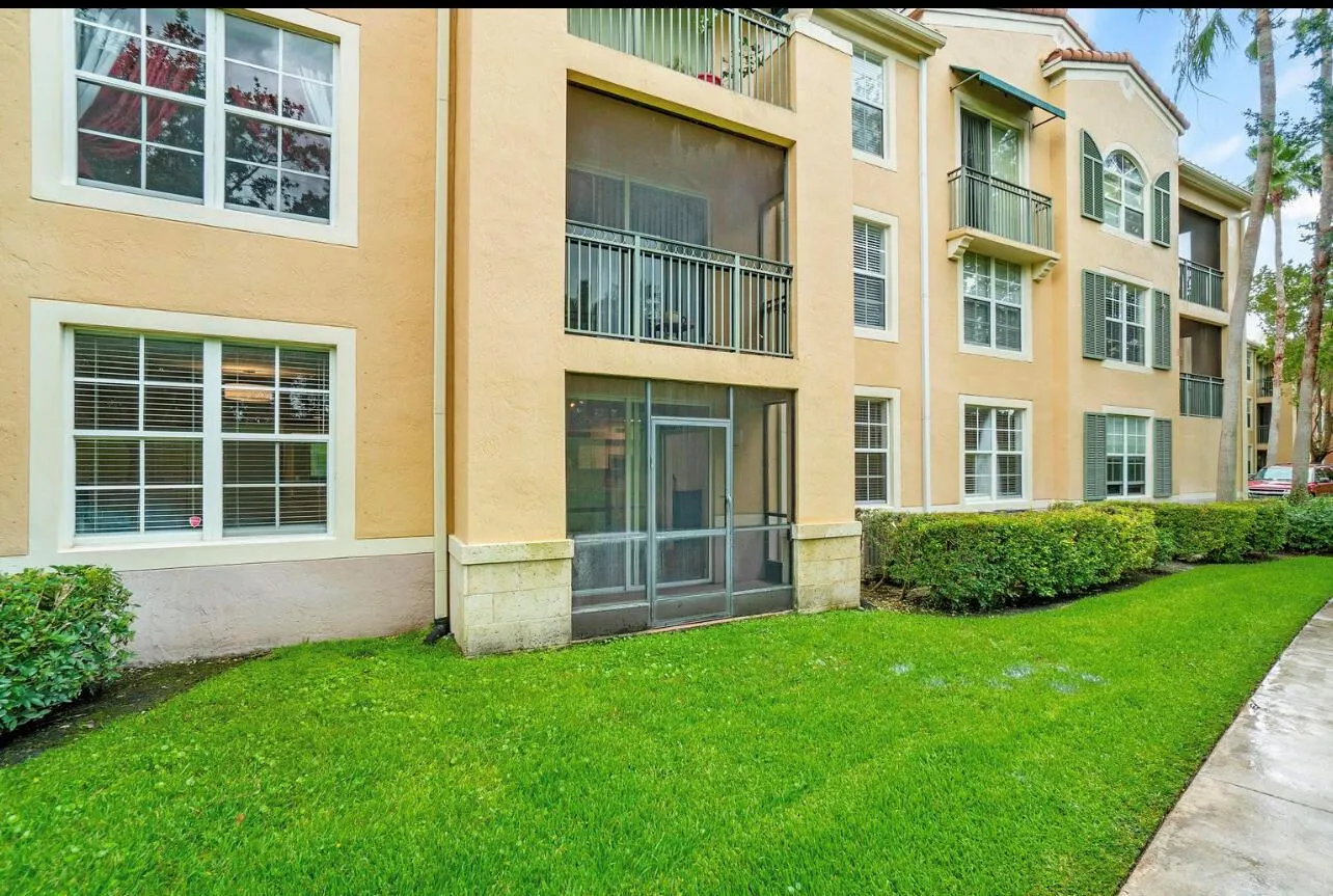 11770 Saint Andrews Place, #102