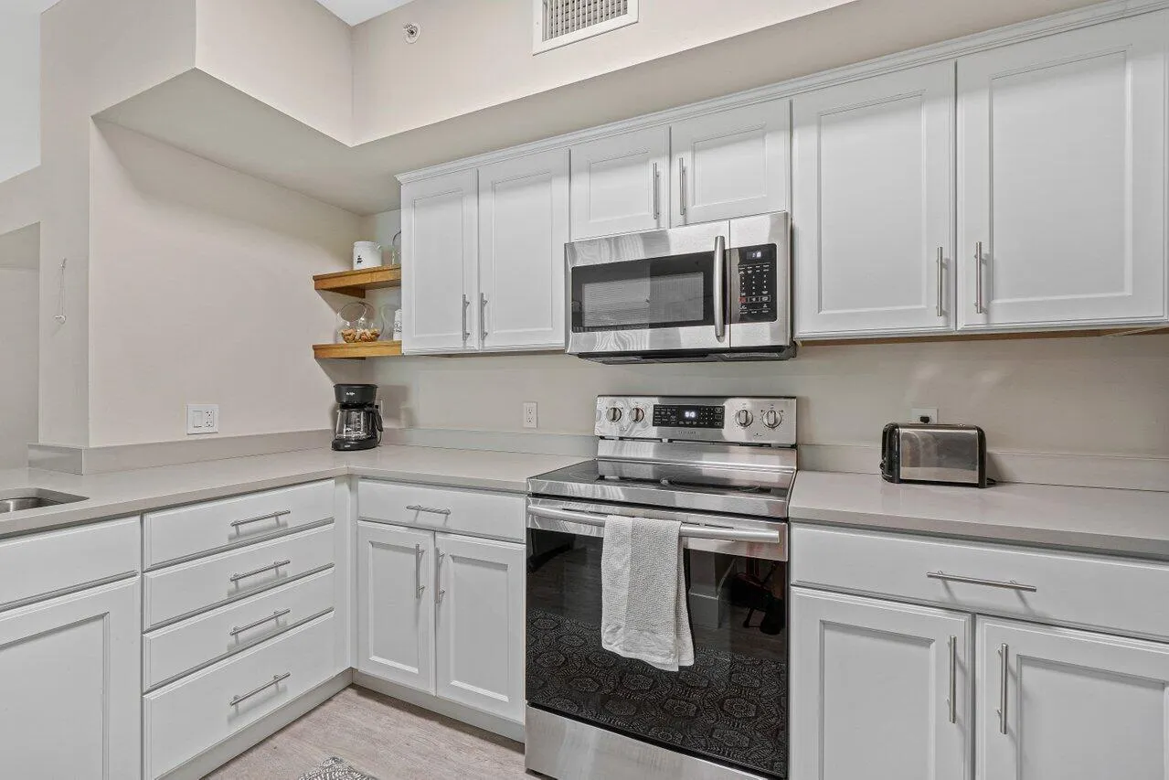 11770 Saint Andrews Place, #102