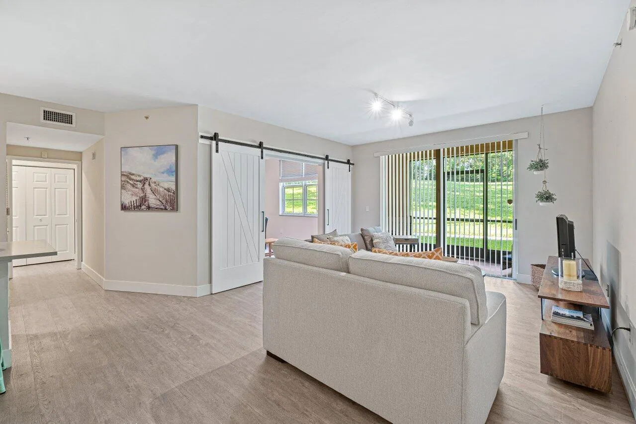 11770 Saint Andrews Place, #102