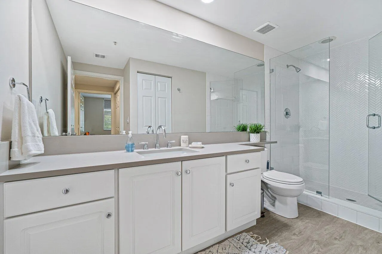 11770 Saint Andrews Place, #102