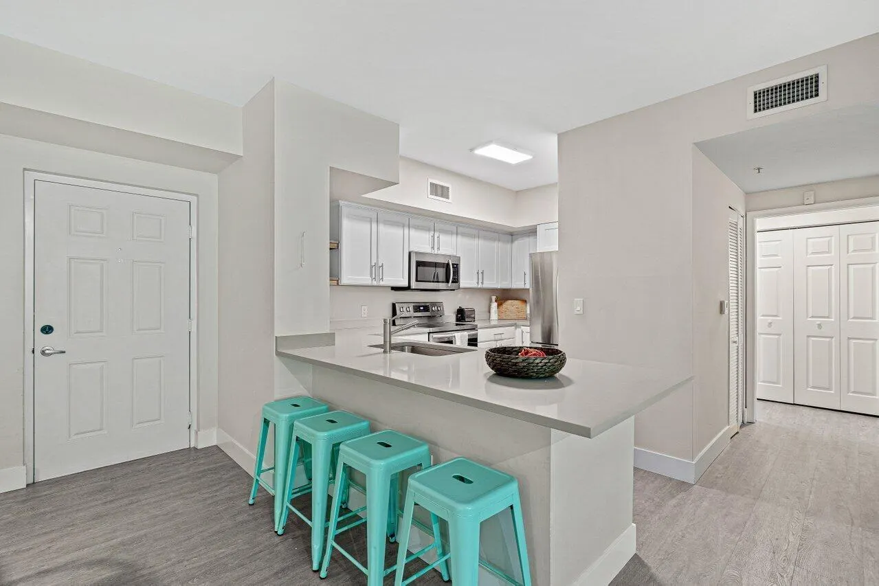 11770 Saint Andrews Place, #102