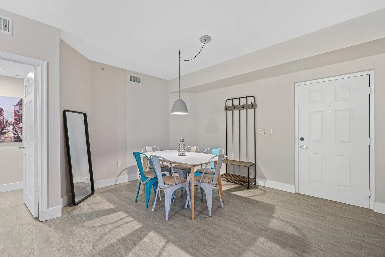 11770 Saint Andrews Place, #102